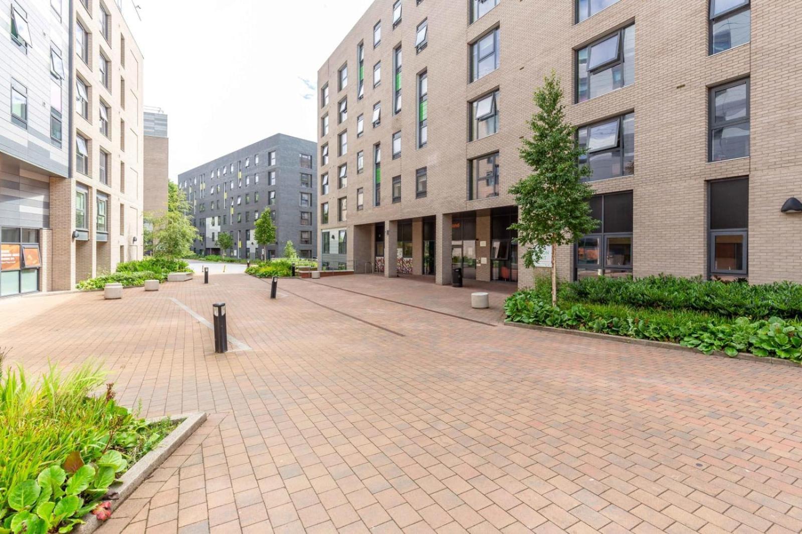 Bryson Court In Newcastle Apartment Exterior photo